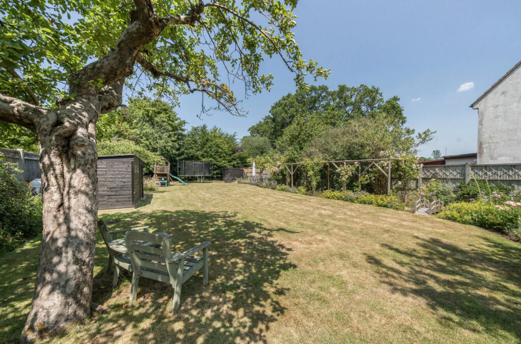 1305248-9-6854133...