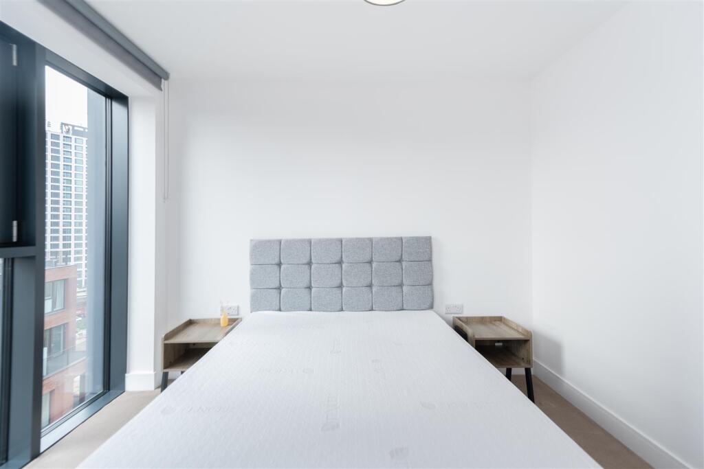 Bedroom             .jpg