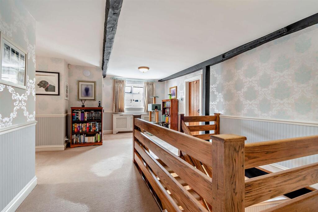 8653483-interior24-800.jpg