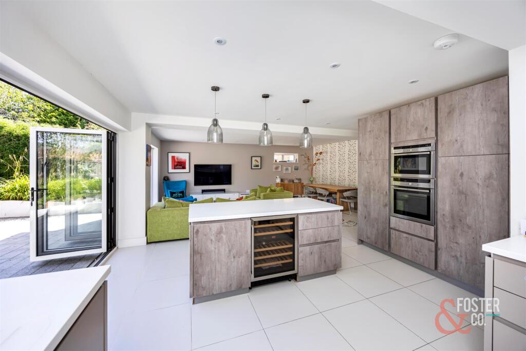 Benett Drive , 59-008.jpg