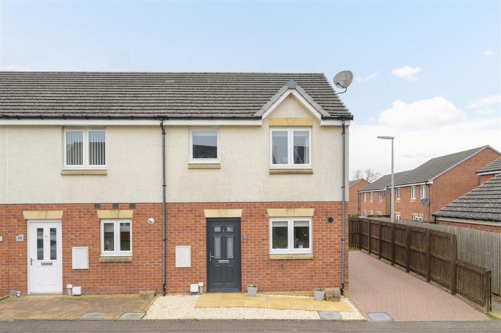 52 Middlebank Rise 002.jpg