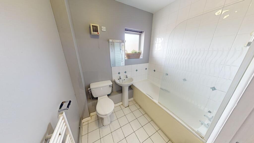 37 RVC bathroom