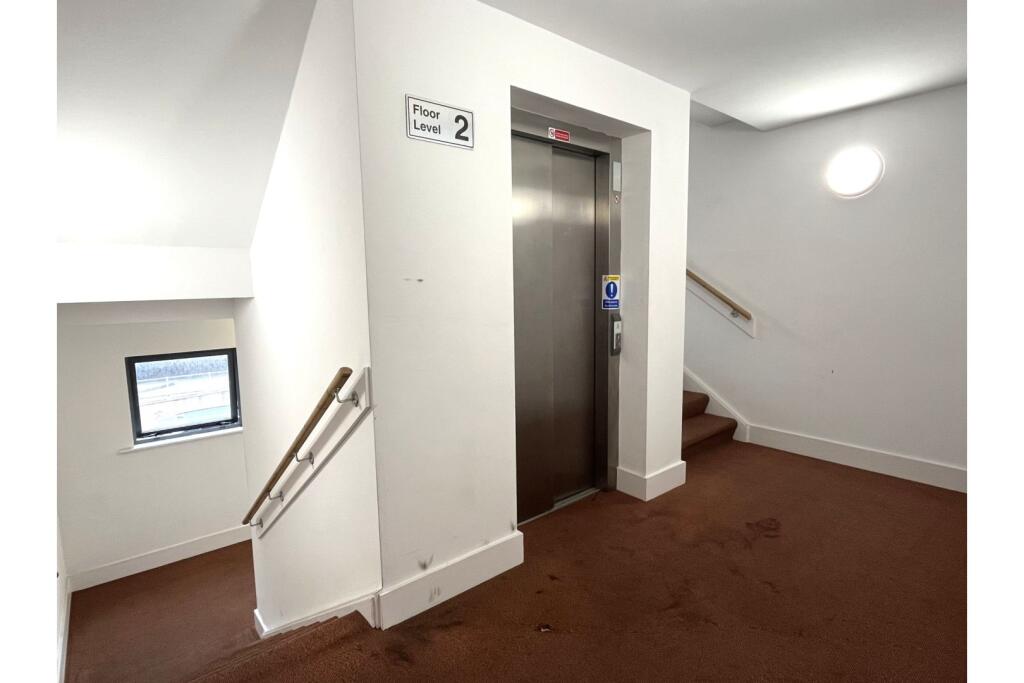 Communal Landing