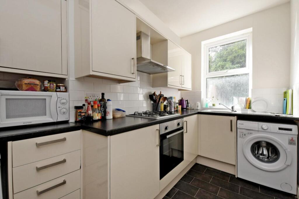 37 Barber Road, kitchen.jpg