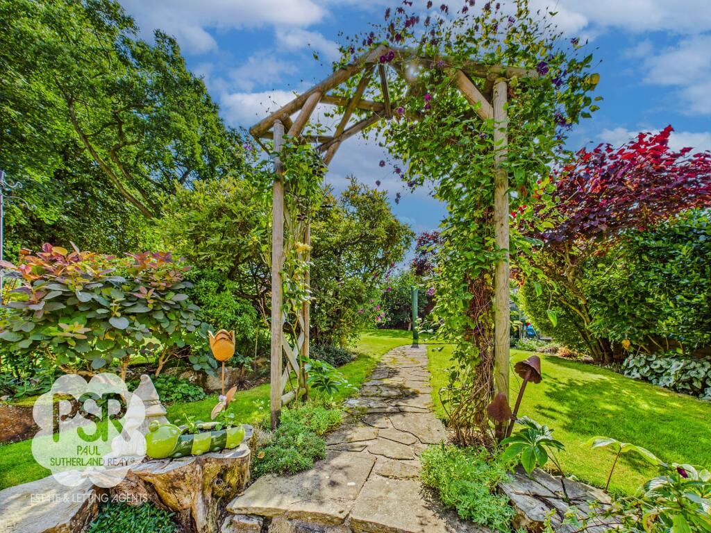 Rear Garden - Stunning Floral Arbor