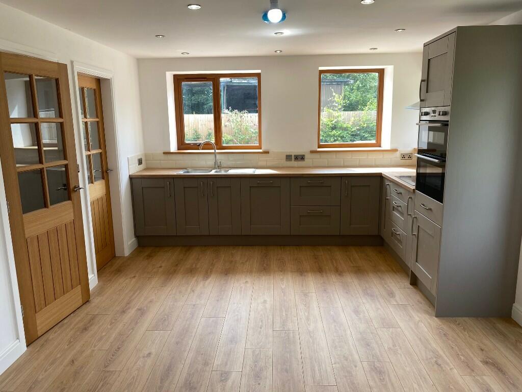 Kitchen/Dining