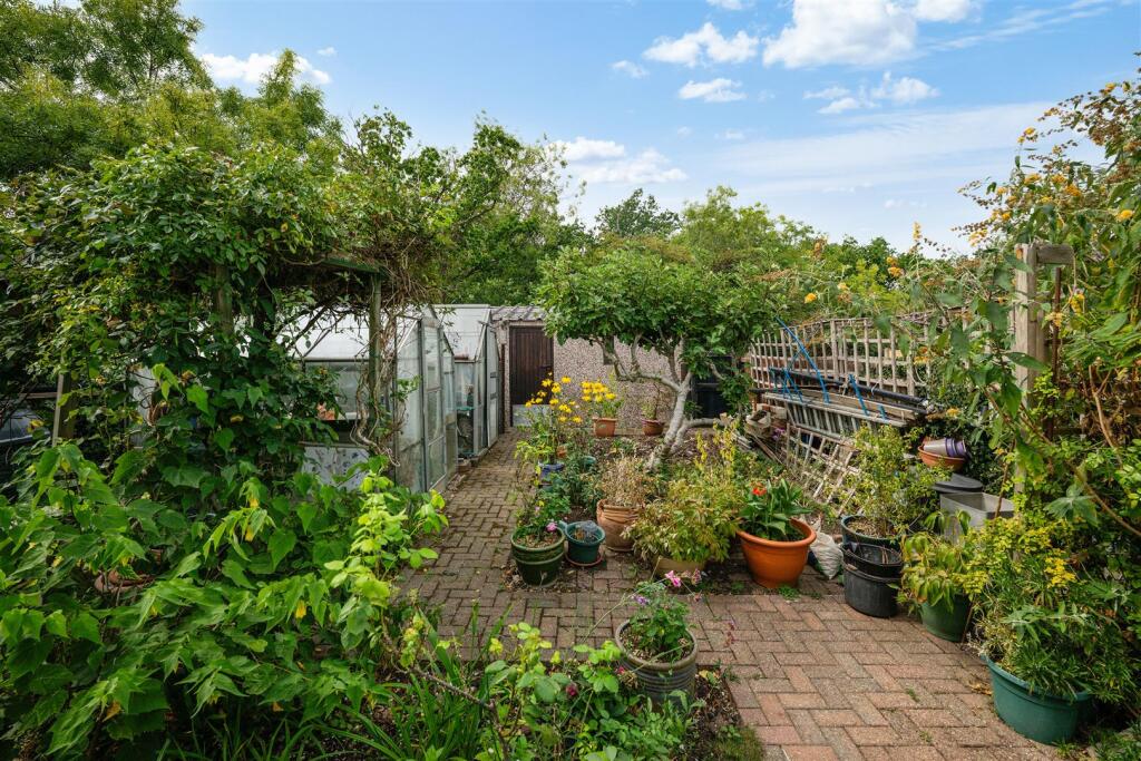 STONELEIGH AVENUE, 162- (5).jpg