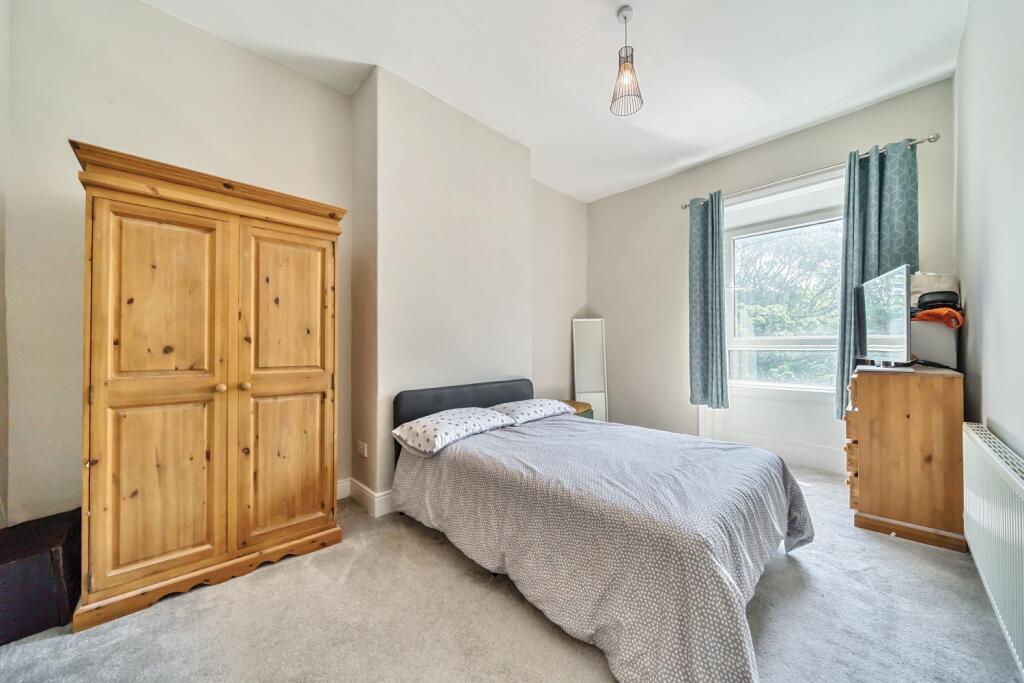 1309677-15-6853f2882648a