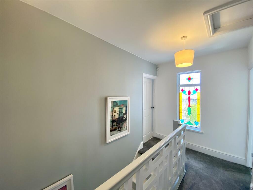 FIRST FLOOR STAIRS AND LANDING
