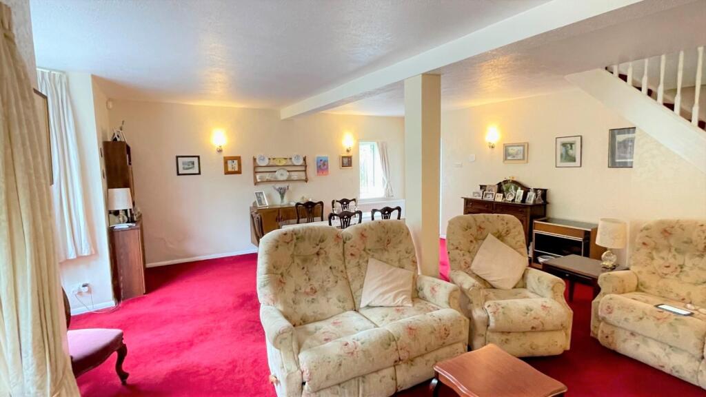 lounge 1