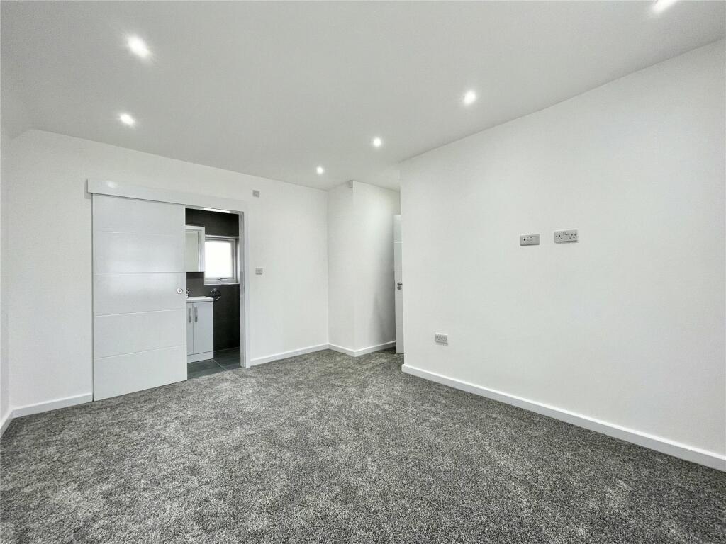 Picture No. 04
