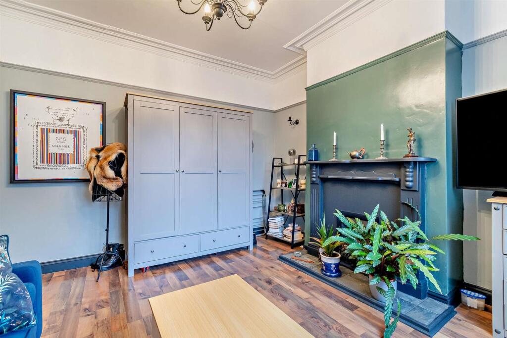 8637464-interior01-800.jpg