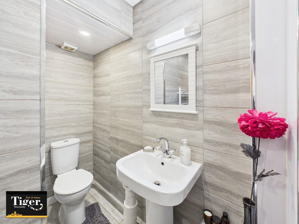 CAM03440G0-PR0380...