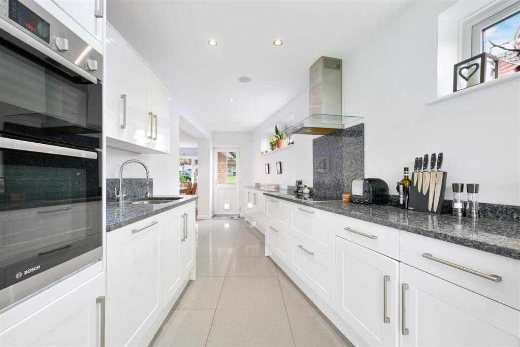 THE RIDINGS, (12).jpg