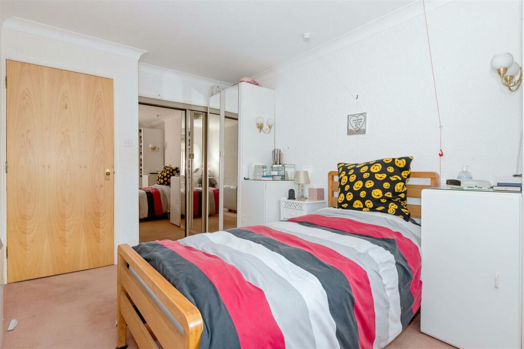 114 Kings Hall_1.jpg