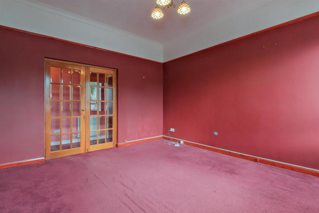 004-29 Miller Street, Wishaw, ML2 7BB.jpg