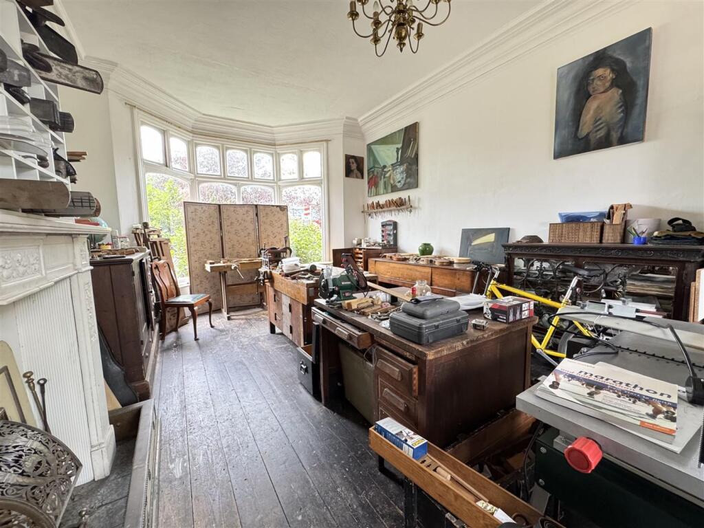 IMG_0881 (Large).JPG