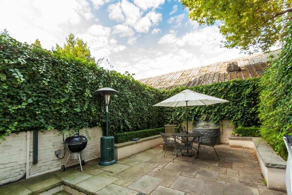 Chester Row SW1, ...