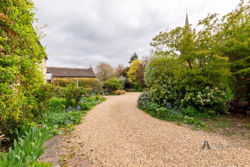 6 Chapel Lane, Ketton -02.jpg