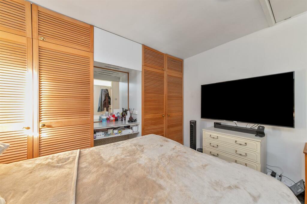 29GarrardWay-25.jpg