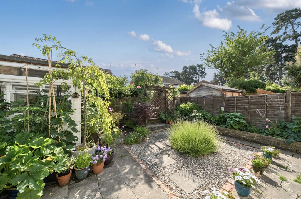 1311464-17-6853cd...