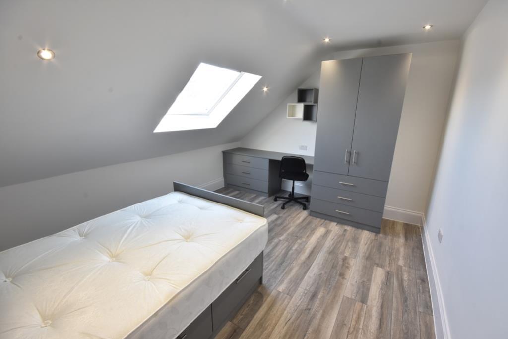 61 Forsyth Road pics13