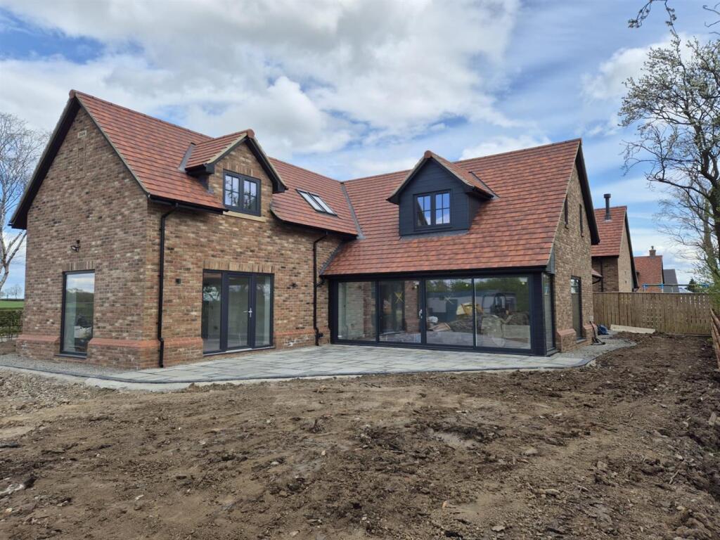 Rear North Cowton .jpg
