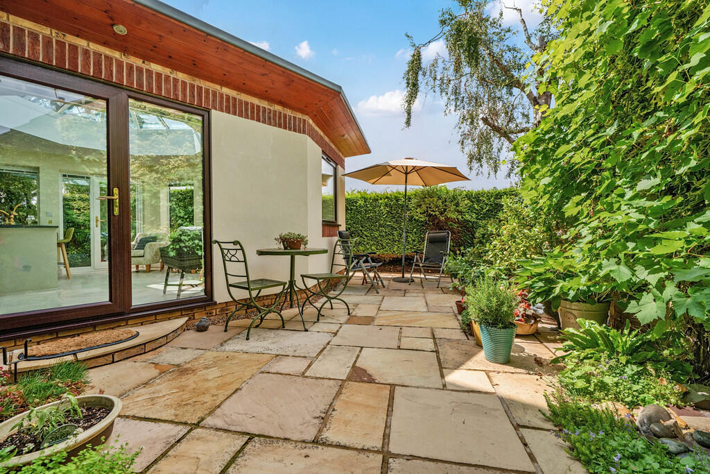 1328632-9-68839b6...