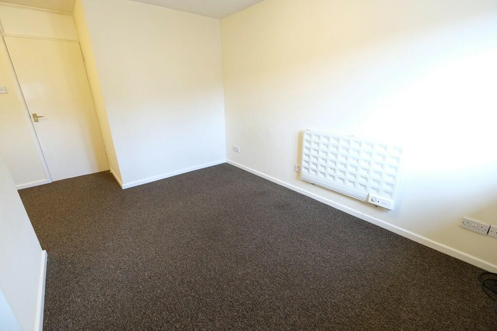 OPEN PLAN ROOM