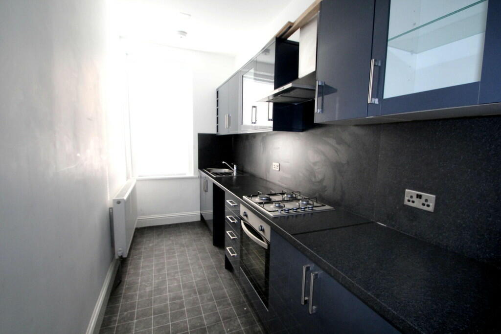 Top Floor Flat Ki...