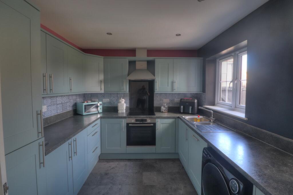 Kitchen 2