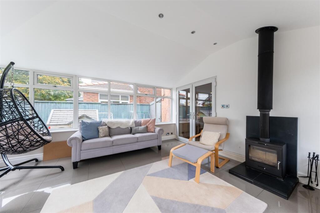 32 Waystead Close-012.jpg