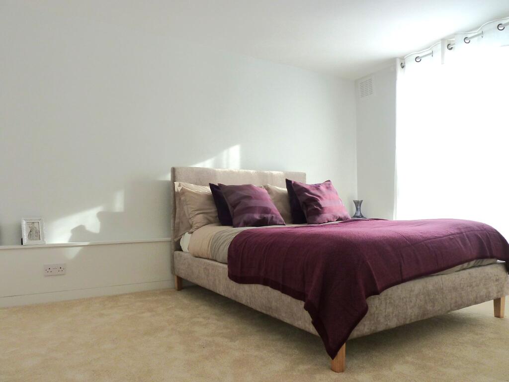 Photograph 3