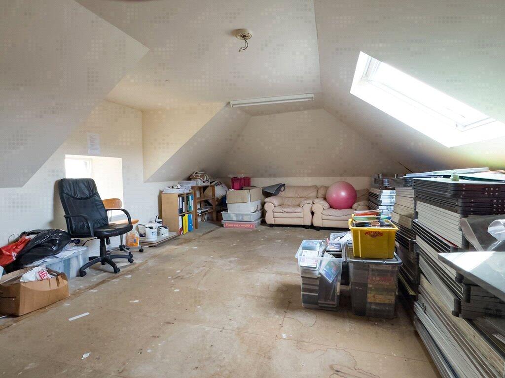 Coach House/Store