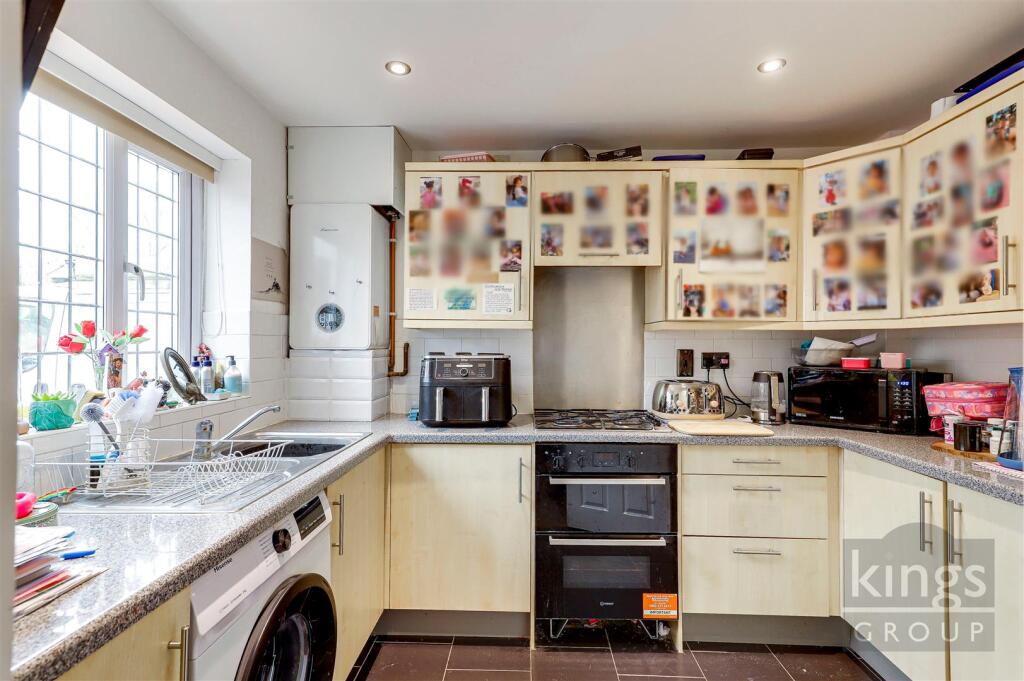 Kitchen .jpg