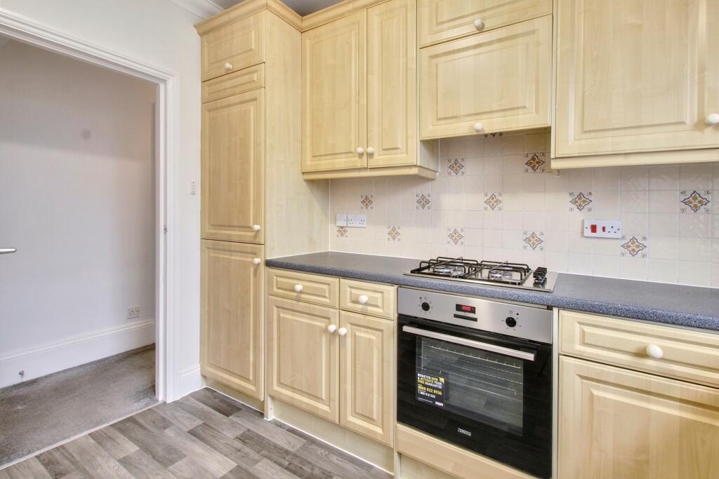 7.KITCHEN.jpg