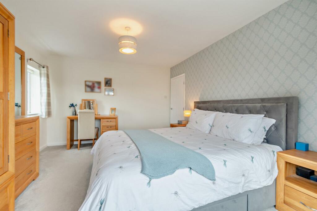 8610451-interior03-800.jpg