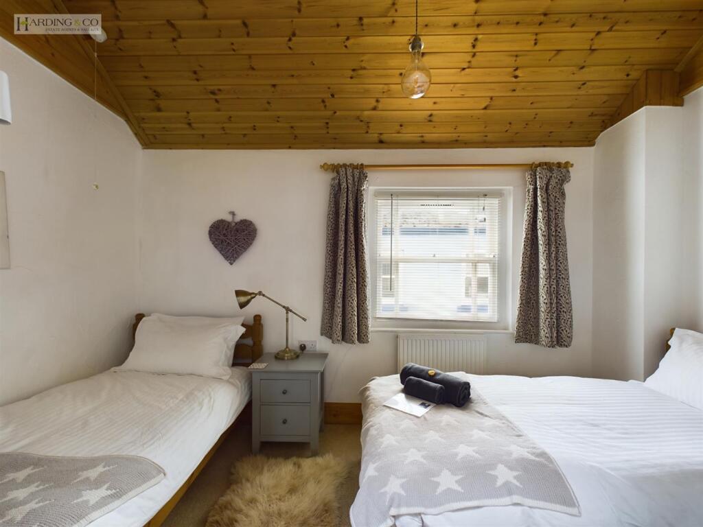Bedroom 3.jpg