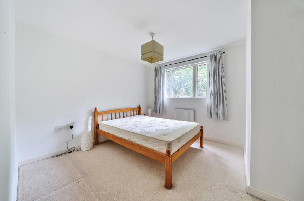 1307136-2-6846f90...