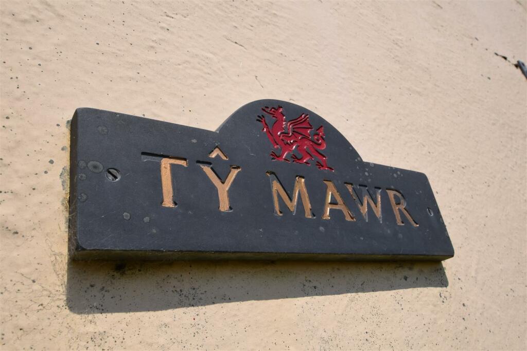 Ty Mawr