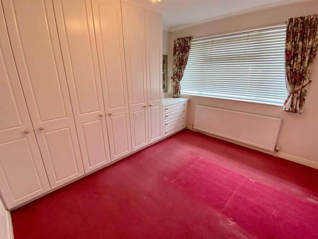 robin royd grove 2 bed.jpg