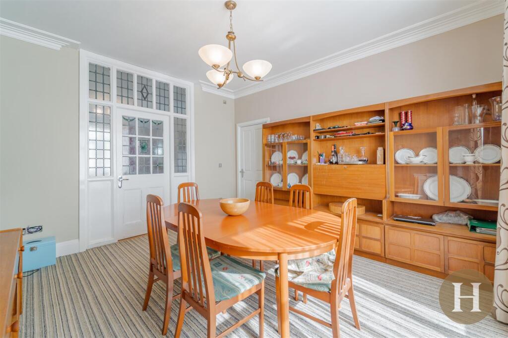 Hadleigh Estate Agents-3.jpg