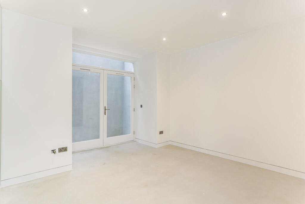 53 Hestercombe Avenu