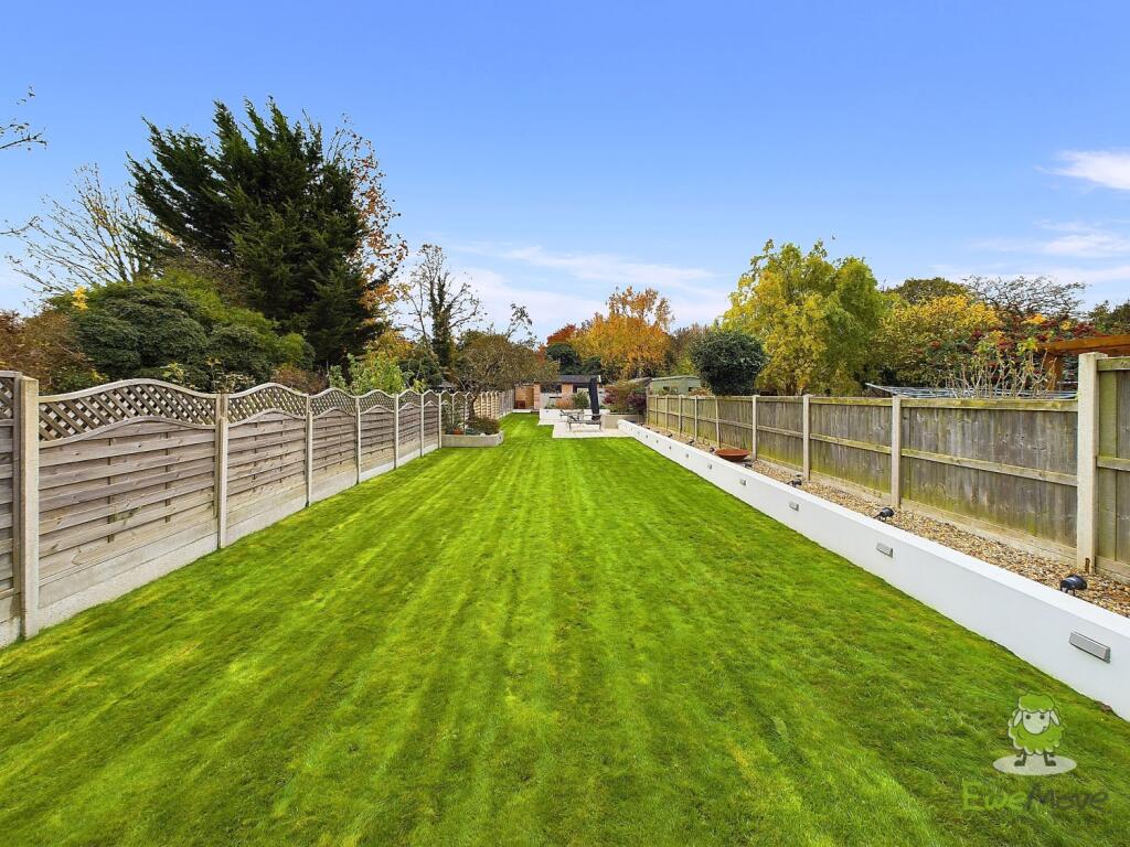 CAM01543G0-PR0103-STILL056