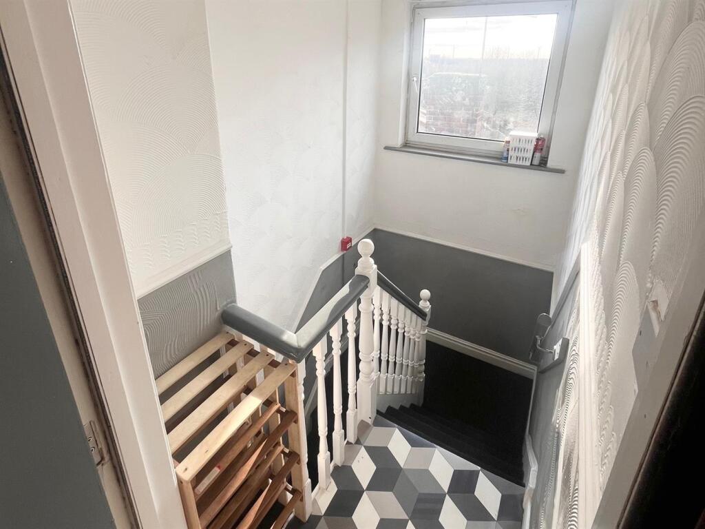 Second Floor landing.jpg