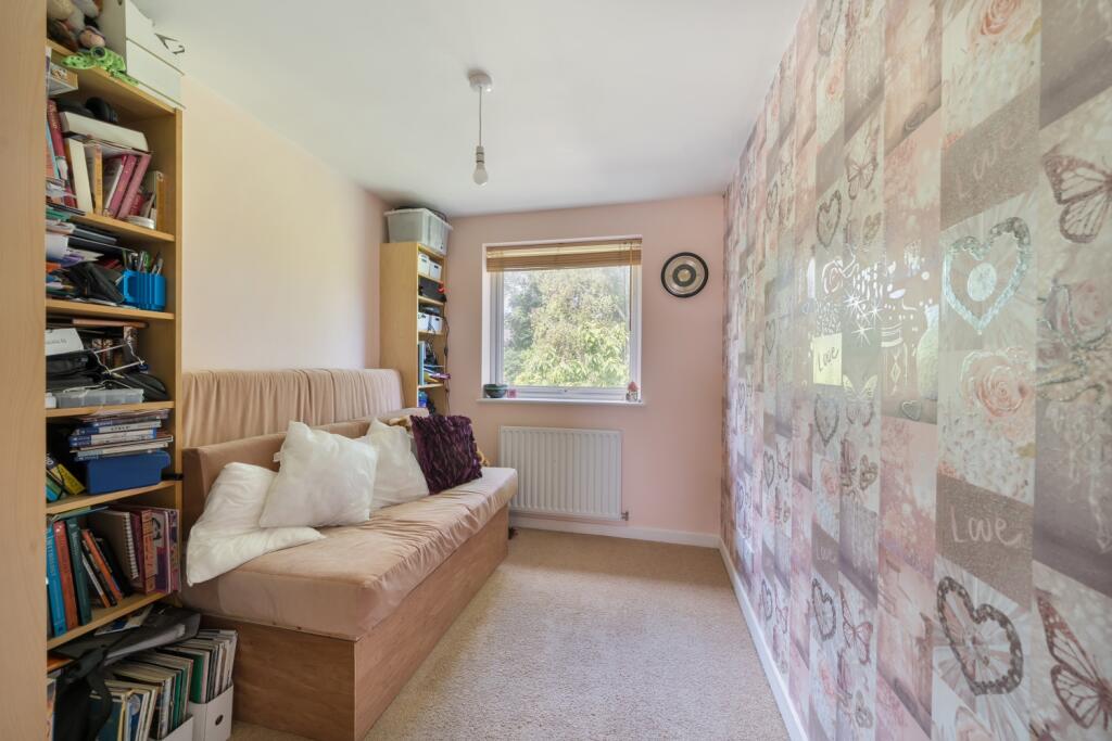 1300560-19-683d993243725