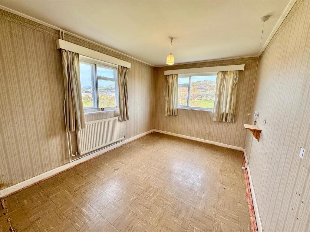 PHOTO-2025-04-07-21-12-40 (4).jpg