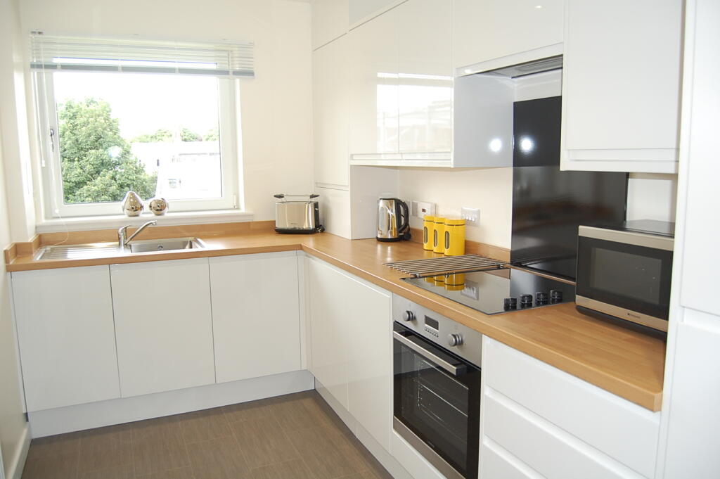 Kitchen pic 3