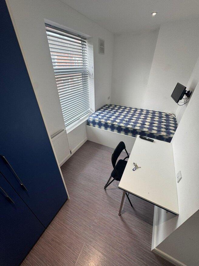 ashford-street-st4-2el-992800
