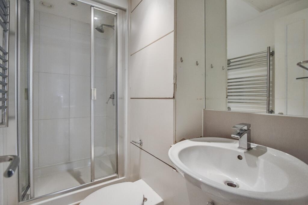 3 Francis House, Coleridge Gardens, Chelsea, London, SW10 0RP